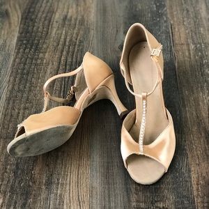 Supadance latin rhythm tan satin dance shoe